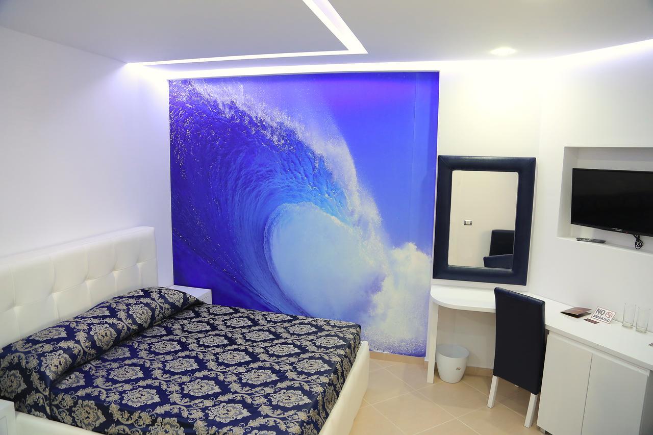 Nomelia Residence B&B Вльора Екстер'єр фото