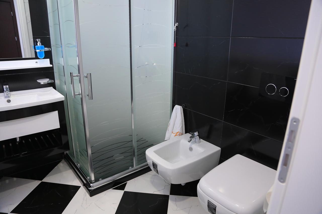 Nomelia Residence B&B Вльора Екстер'єр фото