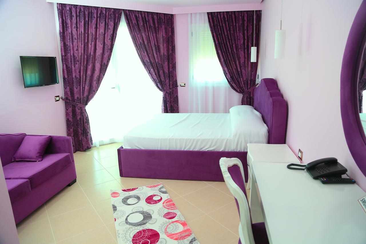 Nomelia Residence B&B Вльора Екстер'єр фото