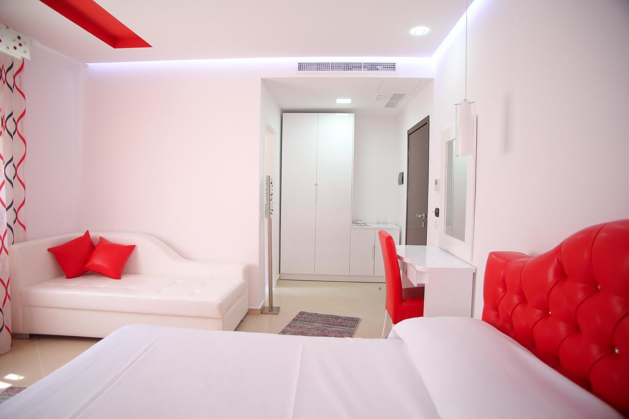 Nomelia Residence B&B Вльора Екстер'єр фото